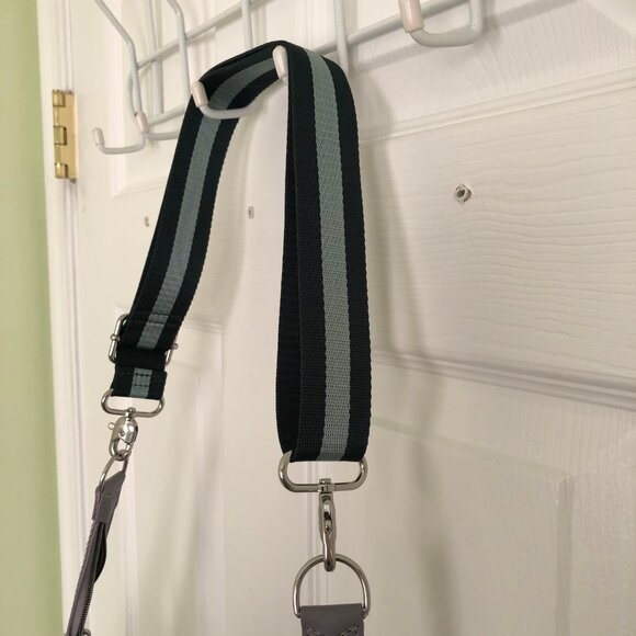 Stella & Dot Crush It Duffle Bag - Picture 4 of 8